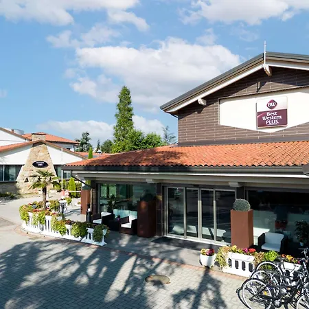 Western Modena 4*