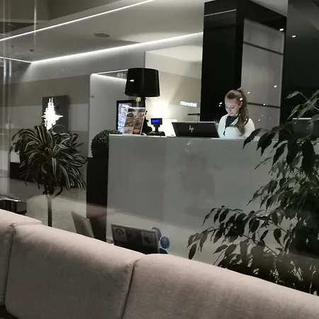 베스트 웨스턴 플러스 모데나 4*