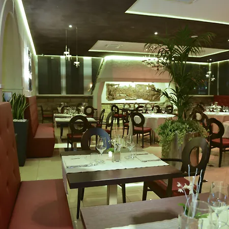 베스트 웨스턴 플러스 모데나 4*