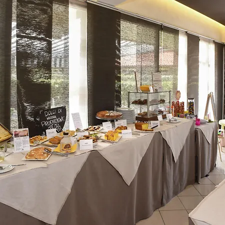 베스트 웨스턴 플러스 모데나