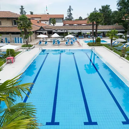 호텔 베스트 웨스턴 플러스 모데나 4*