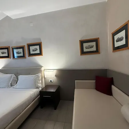 Western Modena 4*