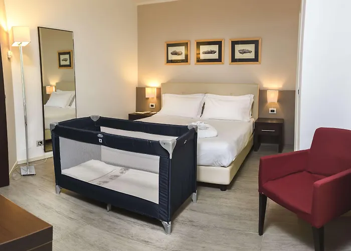 Hotel Western Modena 4*