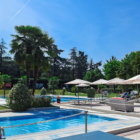 Hotel Western Modena 4*