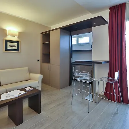 Отель Western Modena Формиджине